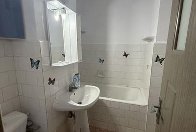 Garsonieră decomandată în Micro 3 - 12