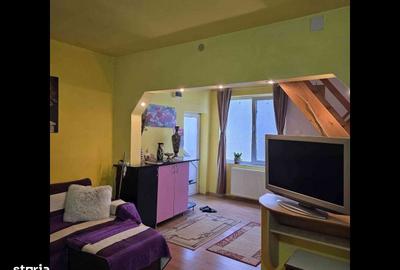 Casă cu 4 camere în Central - 2