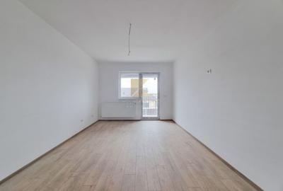 Casă însiruită cu 4 camere și curte proprie - Cartier Izvor, Str. Salc - 12