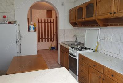 Apartament cu 2 camere decomandat în Central - 1
