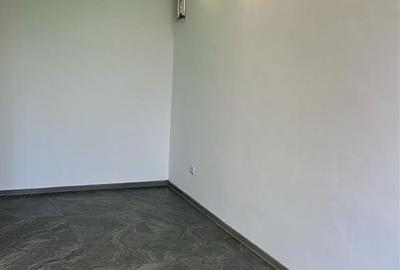 Spațiu comercial, de 17 mp, în Central - 2