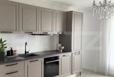 Casă cu 4 camere cu Teren 375 Mp în Central - 1