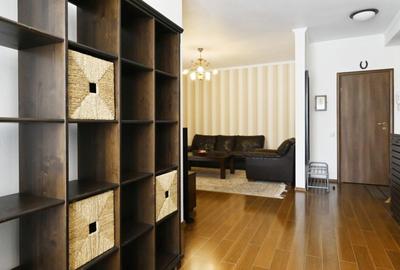 Apartament cu 4 camere semidecomandat, mobilat în 1 Mai - 2