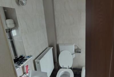Casă cu 5 camere cu Teren 425 Mp în Sadu - 10