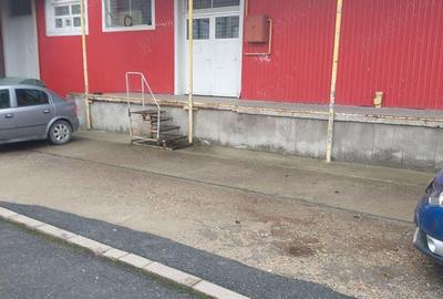 Inchiriez depozite de 600 si 750 mp - 4