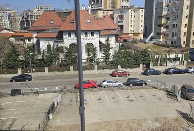 Apartament cu 5 camere, mobilat în Unirii - 1