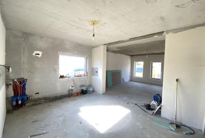 Duplex cu 4 camere cu Canalizare în Moșnița Nouă - 4