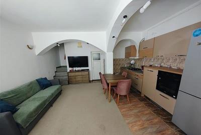 Vanzare casa duplex Universitate-Armeneasca - 1