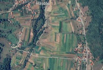 Teren de 1400 mp, în Hășdău - 5