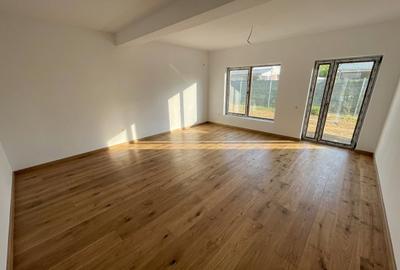 Duplex cu 4 camere cu Canalizare în Exterior Est - 6