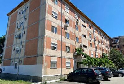 Garsonieră decomandată în Central - 1