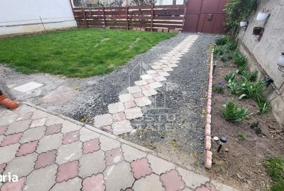 Casă cu 5 camere cu Teren 898 Mp în Șag
