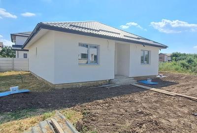 Casă individuală cu 4 camere cu Canalizare în Dragomirești-Deal - 3