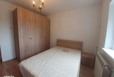 Apartament cu 3 camere decomandat în 9 Mai - 7