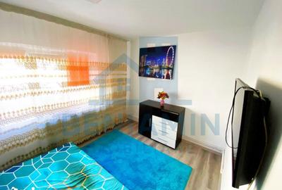 Apartament cu 2 camere semidecomandat în Rovine