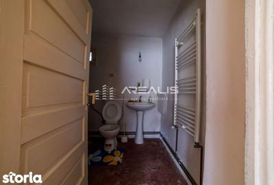 Casă cu 2 camere cu Teren 1093 Mp în Vladimirescu - 2
