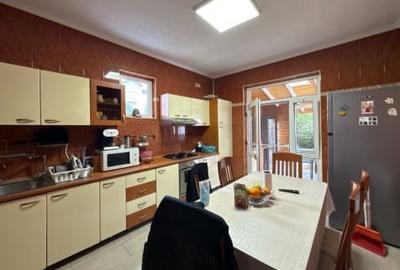 Inchiriez vila pe Bd Pipera ,pretabil pentru birouri, clinica me Inchiriez vila pe Bd Pipera ,pretabil pentru birouri, clinica me - 5