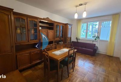 Apartament cu 4 camere decomandat în 7 Noiembrie - 2