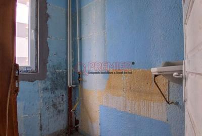 Garsonieră decomandată în Apărătorii Patriei - 3