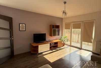 Apartament decomandat de vanzare- zona VIVO - 2