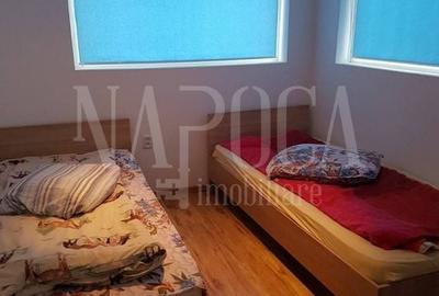 Casă individuală cu 8 camere cu Canalizare în Central - 7