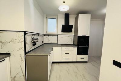 Apartament cu 5 camere semidecomandat în P-ța Romană - 3