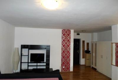 Garsonieră decomandată, mobilată în Nerva Traian - 5