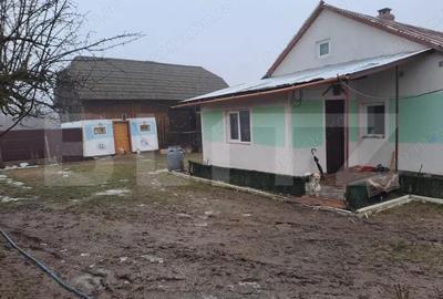 Casă cu Teren 1600 Mp în Central - 4