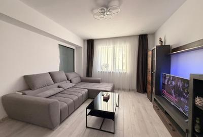 Apartament cu 3 camere semidecomandat în Vitan