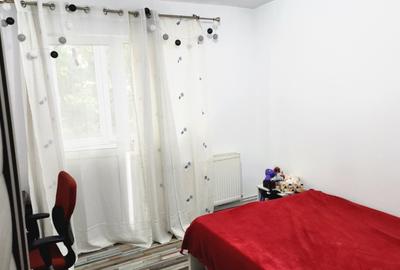 Apartament cu 2 camere decomandat, mobilat în Hipodrom 3