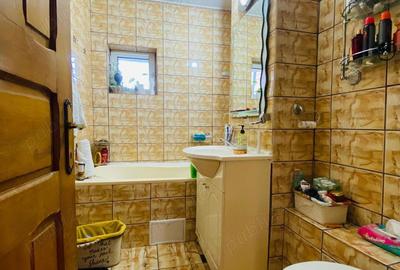 Apartament cu 3 camere decomandat în Lenin Sud - 3