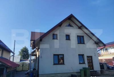 Casă cu 6 camere cu Teren 500 Mp în Rădăuți