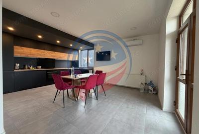 Casă cu Teren 270 Mp în Cârcea - 11