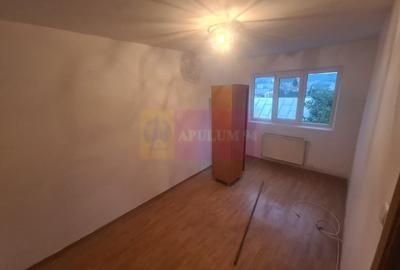 Apartament cu 3 camere de vanzare in Campina - Zona Cuza - 7