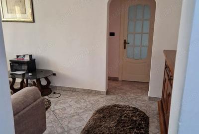 Apartament cu 4 camere decomandat în Central - 8