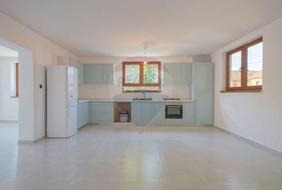Casa  renovata cu incalzire in pardoseala + Teren 1100 mp | Feldioara - 2