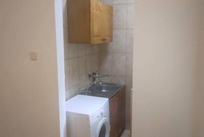 Garsonieră nedecomandată în Central - 4