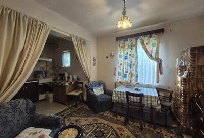 Vanzare casa situata in Targu Jiu, strada Bistri?a - zona Panduri - 7