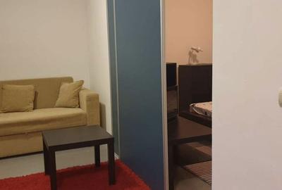 Garsonieră decomandată în Central - 8