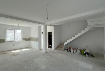 Duplex cu 4 camere cu Canalizare în Moșnița Nouă - 2