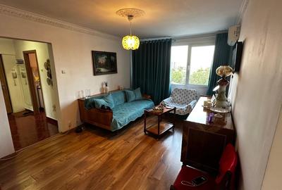 Apartament cu 3 camere decomandat în Bucur Obor