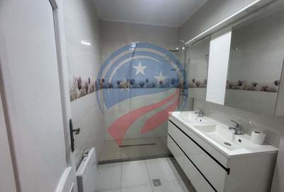 Spațiu comercial, de 670 mp, în Central - 1