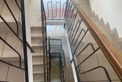 Birou, de 186 mp, în Independenței - 8