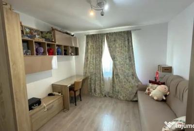Apartament cu 3 camere semidecomandat în Sânpetru - 1
