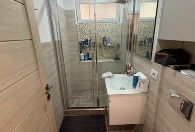 Apartament 4 camere de vanzare - mobilat complet, zona cornisa, Bacau - 11