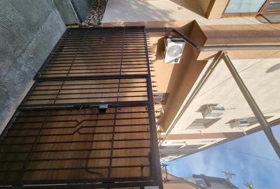 Apartament cu 2 camere semidecomandat în Chiajna - 1