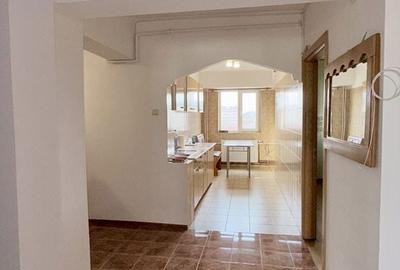 Apartament cu 3 camere în Ostroveni - 3