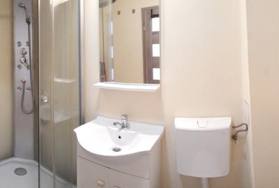 Garsonieră decomandată în Central