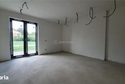 Casă cu 7 camere cu Teren 450 Mp în Central - 2