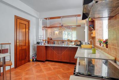 Casa / Vila cu 8 camere de vanzare in zona Valea Rasnoavei - 24